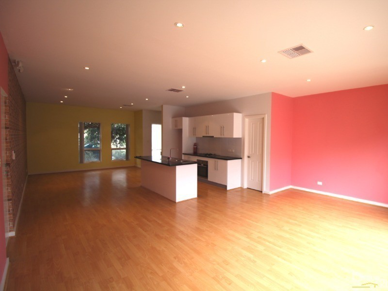 34b Richard Ave, Mitchell Park SA 5043