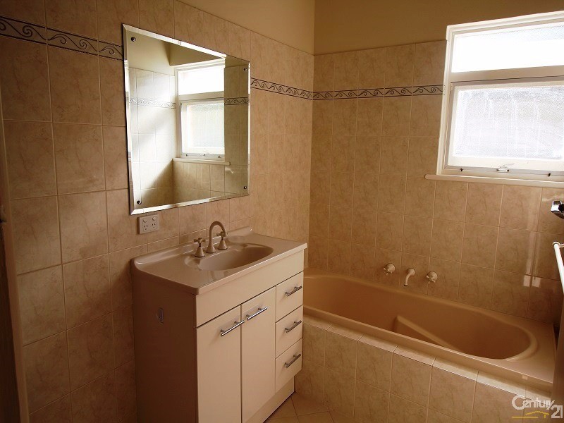 39 Spinks Road, Marino SA 5049
