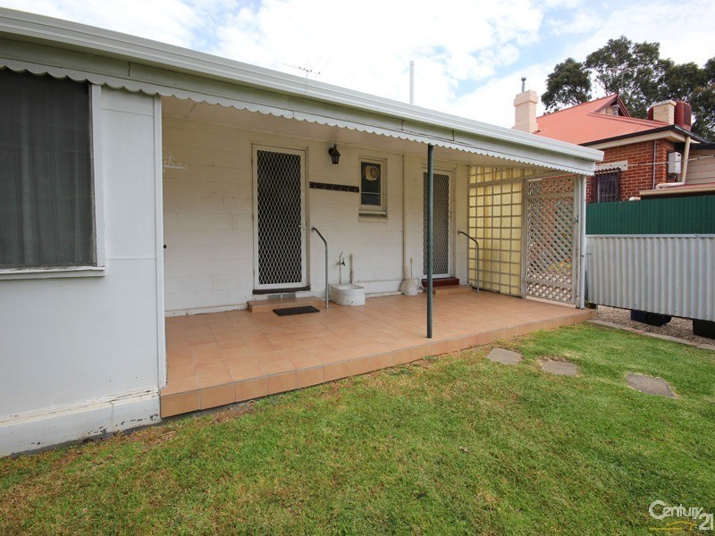 40 Byron Road, Black Forest SA 5035
