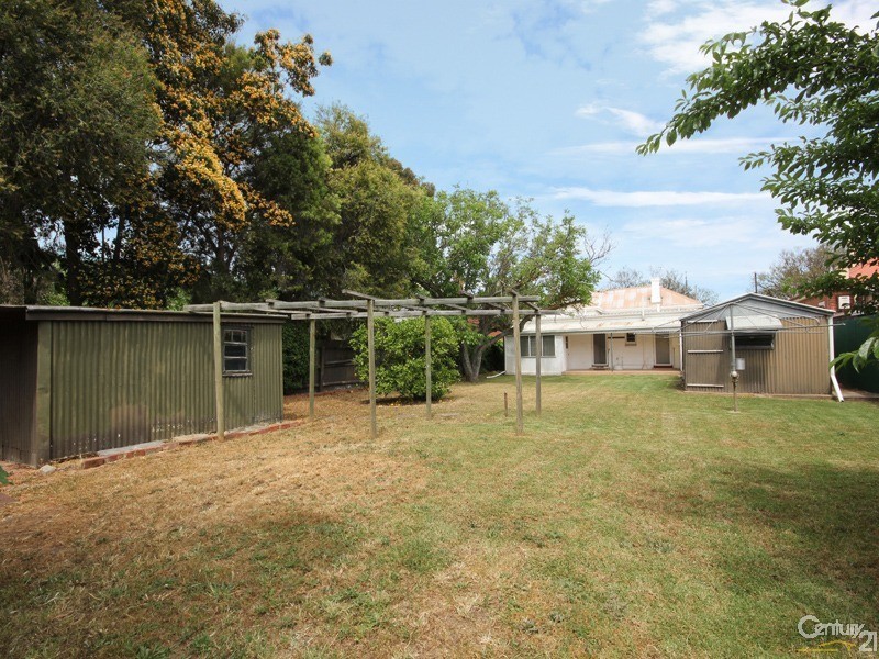 40 Byron Road, Black Forest SA 5035