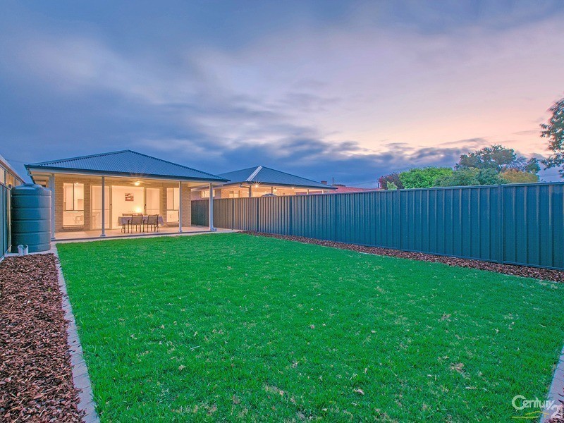 11 Harcourt Avenue, Clovelly Park SA 5042