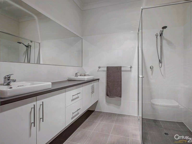 11 Harcourt Avenue, Clovelly Park SA 5042
