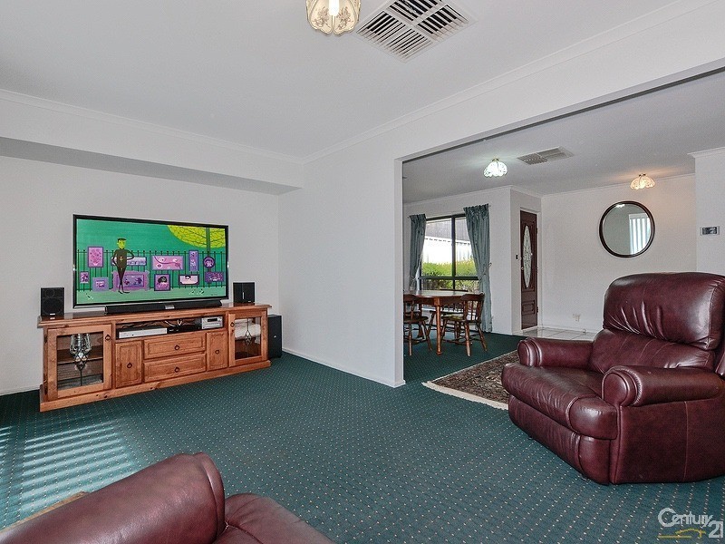25 Shoalwater Close, Seaford Rise SA 5169