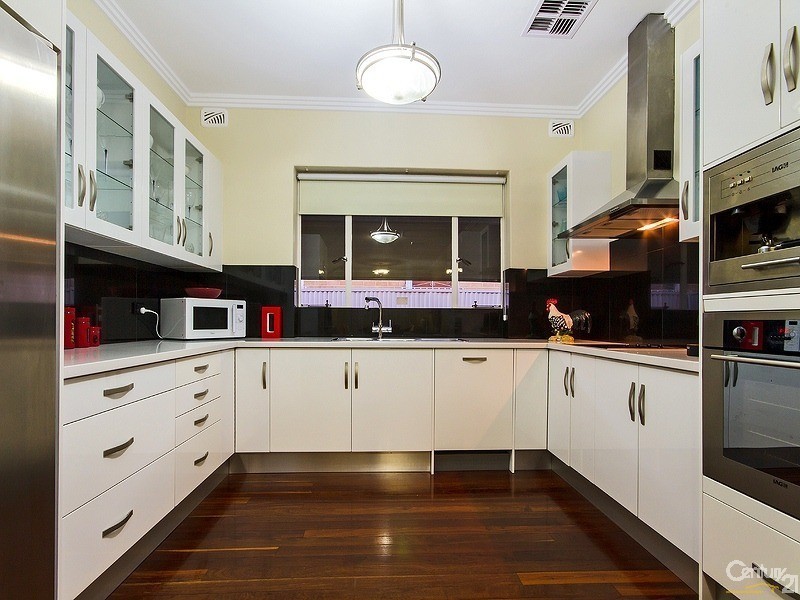 13 Arthur Street, Clarence Gardens SA 5039