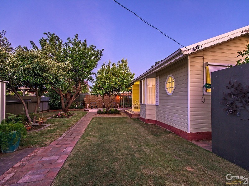 13 Arthur Street, Clarence Gardens SA 5039