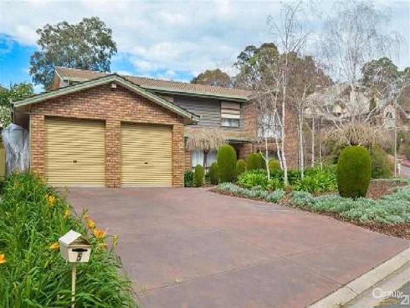 5 Woodland Grove, Aberfoyle Park SA 5159