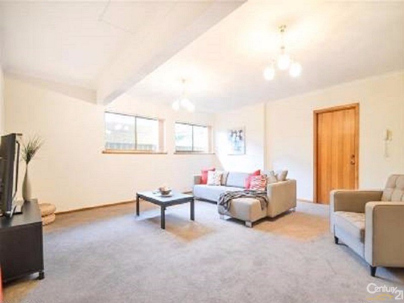 5 Woodland Grove, Aberfoyle Park SA 5159