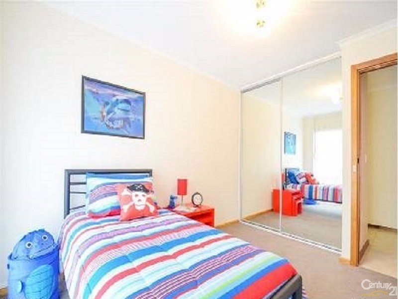 5 Woodland Grove, Aberfoyle Park SA 5159