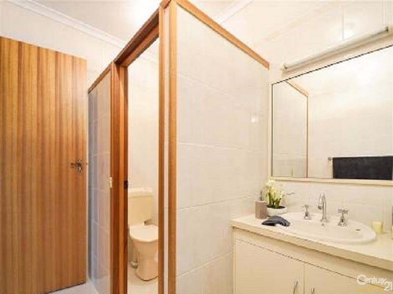 5 Woodland Grove, Aberfoyle Park SA 5159