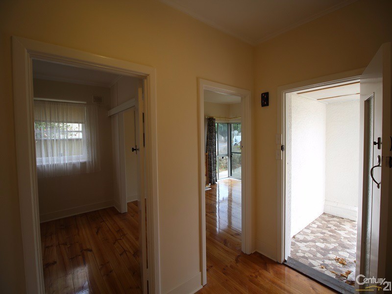 16 Davey Street, Glenelg North SA 5045