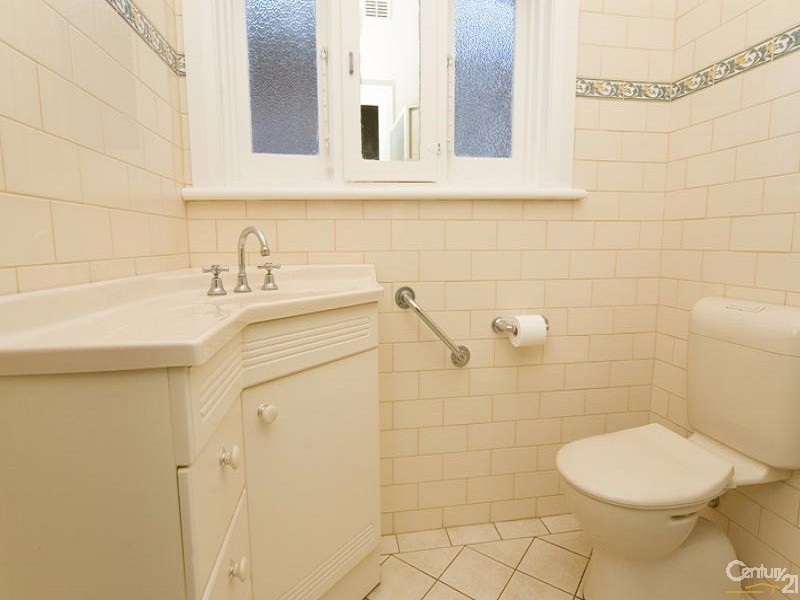 106 Avenue Road, Clarence Gardens SA 5039