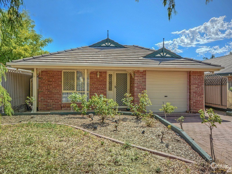11 Shoalwater Close, Seaford Rise SA 5169