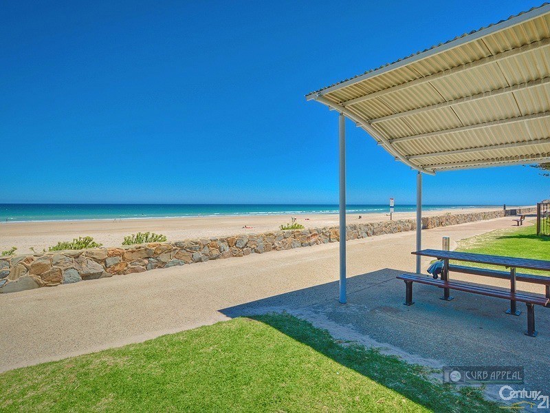 11 Shoalwater Close, Seaford Rise SA 5169