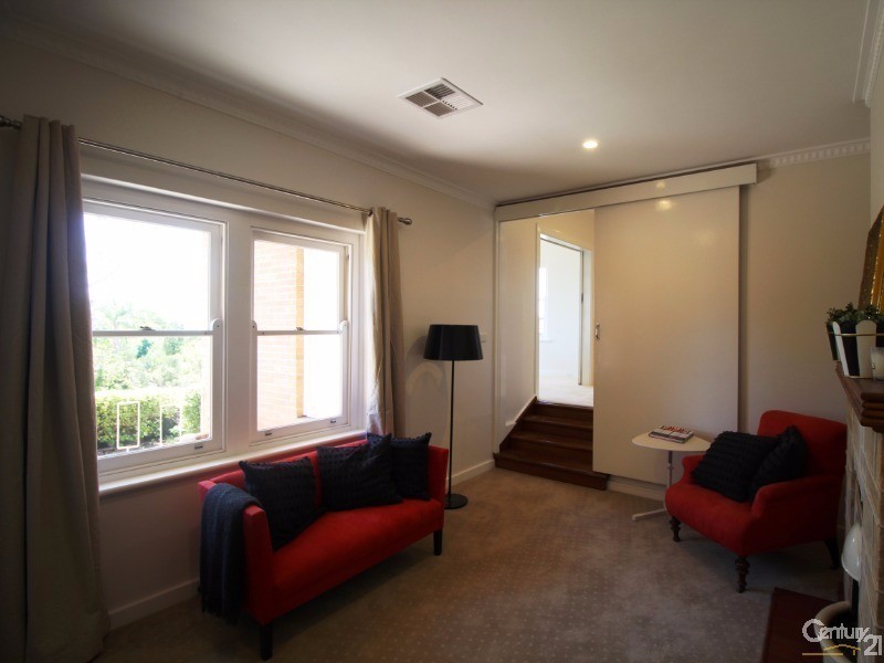 11 Sunnyside Road, St Georges SA 5064