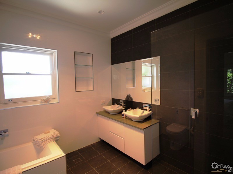 11 Sunnyside Road, St Georges SA 5064