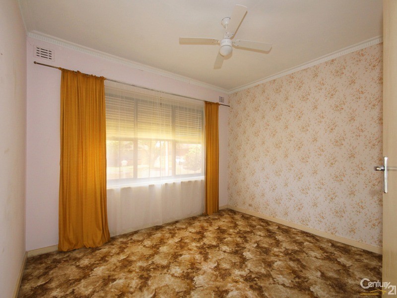 12 Lavinia Street, Hove SA 5048