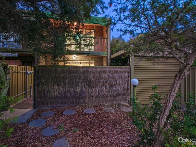 2/12 Munro Street, Glenelg North SA 5045