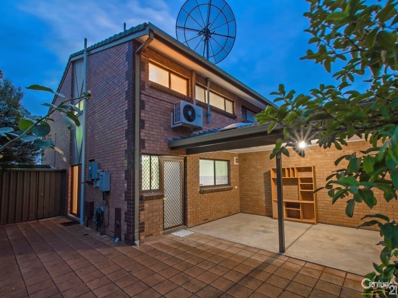 2/12 Munro Street, Glenelg North SA 5045