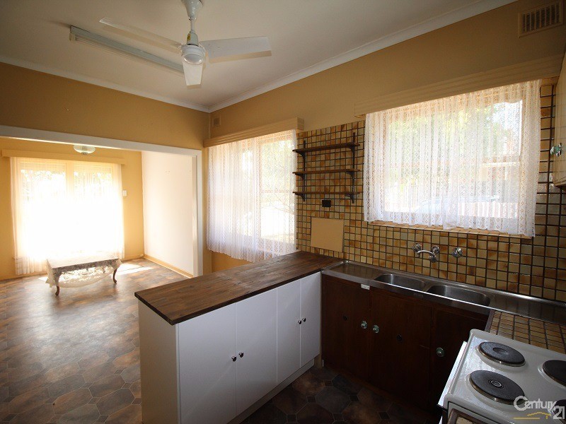 59 Barretts Road, Clapham SA 5062