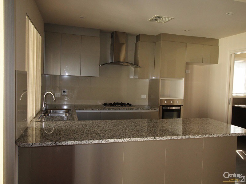 310 Oaklands Road, Park Holme SA 5043