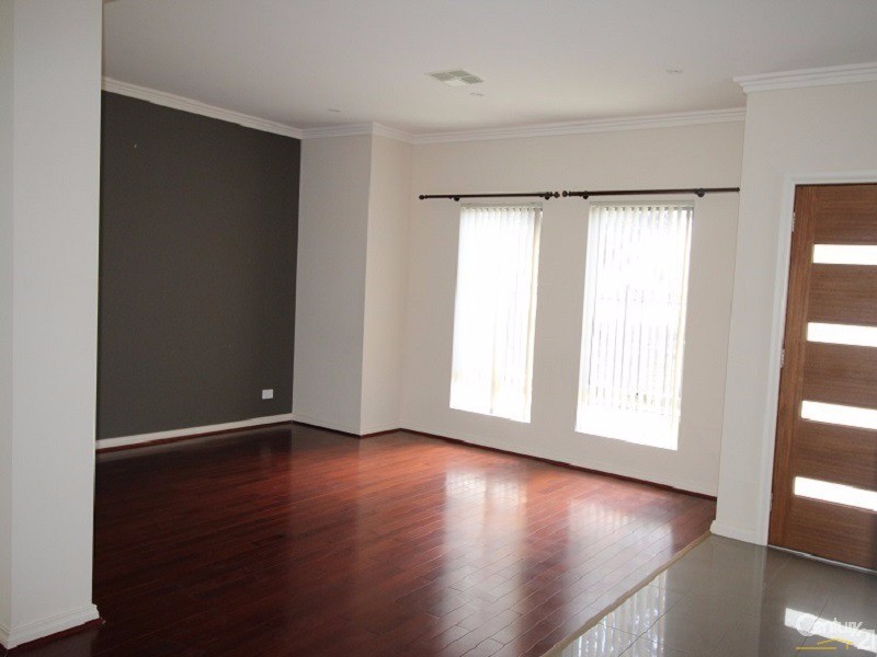 310 Oaklands Road, Park Holme SA 5043