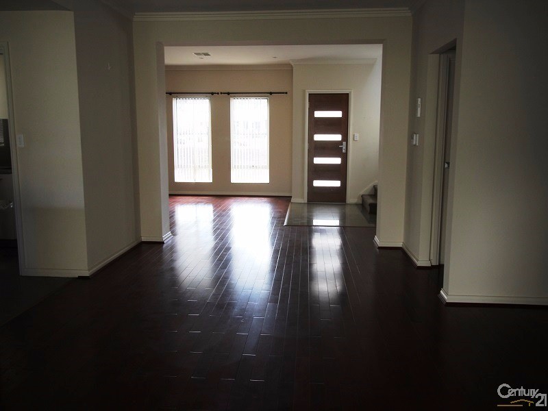 310 Oaklands Road, Park Holme SA 5043