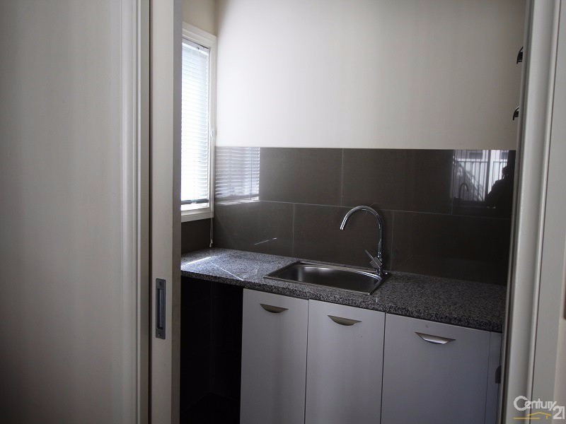 310 Oaklands Road, Park Holme SA 5043