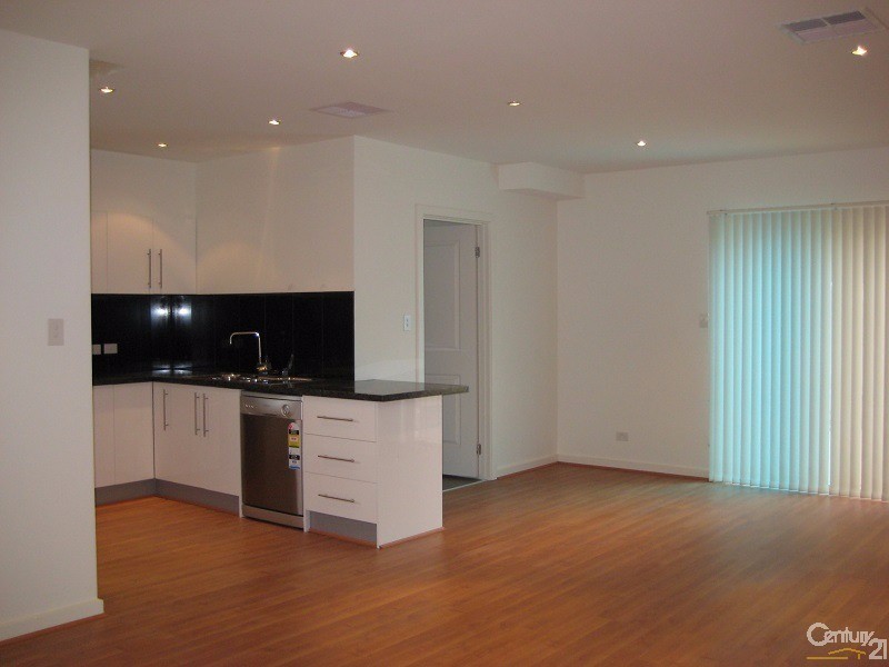 2/18 Quintus Terrace, Dover Gardens SA 5048