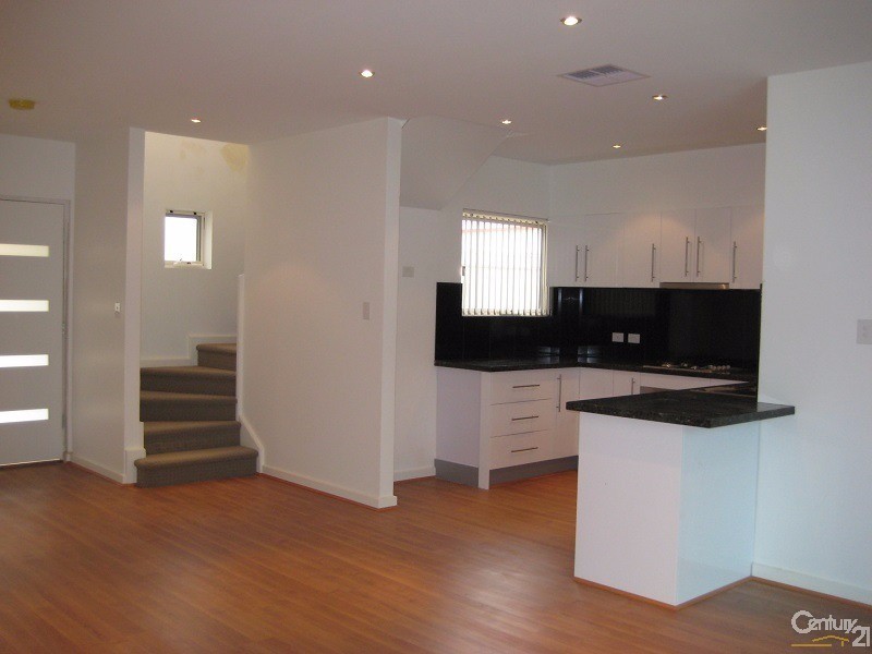 2/18 Quintus Terrace, Dover Gardens SA 5048