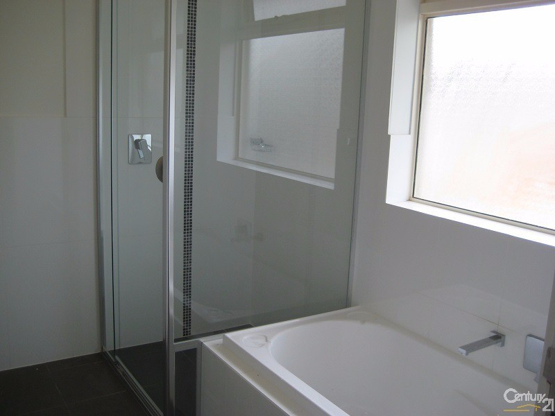 2/18 Quintus Terrace, Dover Gardens SA 5048