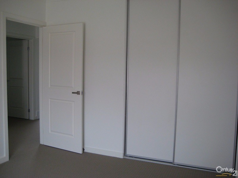 2/18 Quintus Terrace, Dover Gardens SA 5048