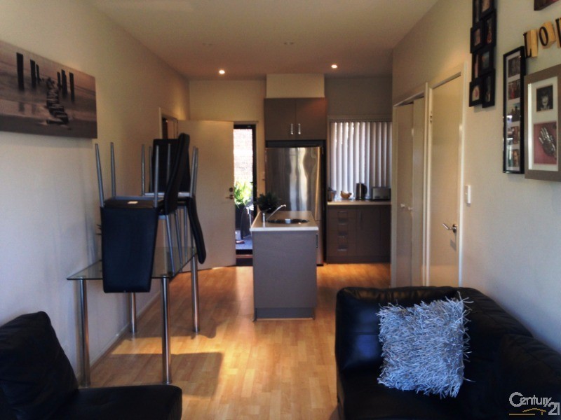 1 Franklin Avenue, Mawson Lakes SA 5095