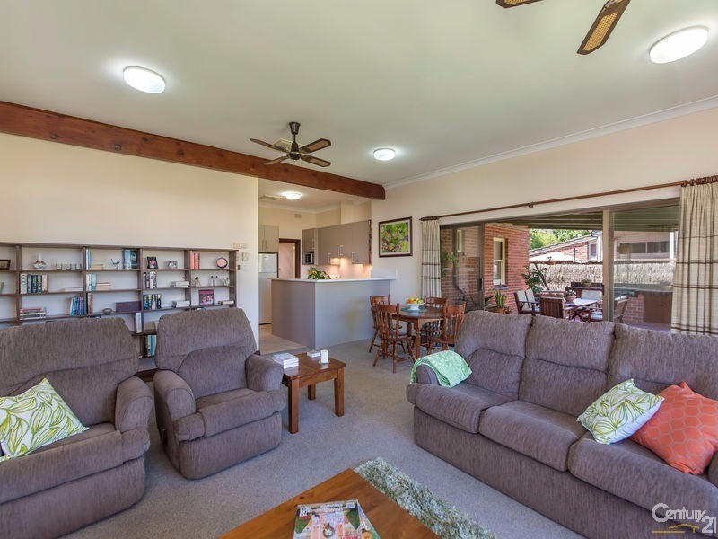 10 Urrbrae Avenue, Myrtle Bank SA 5064