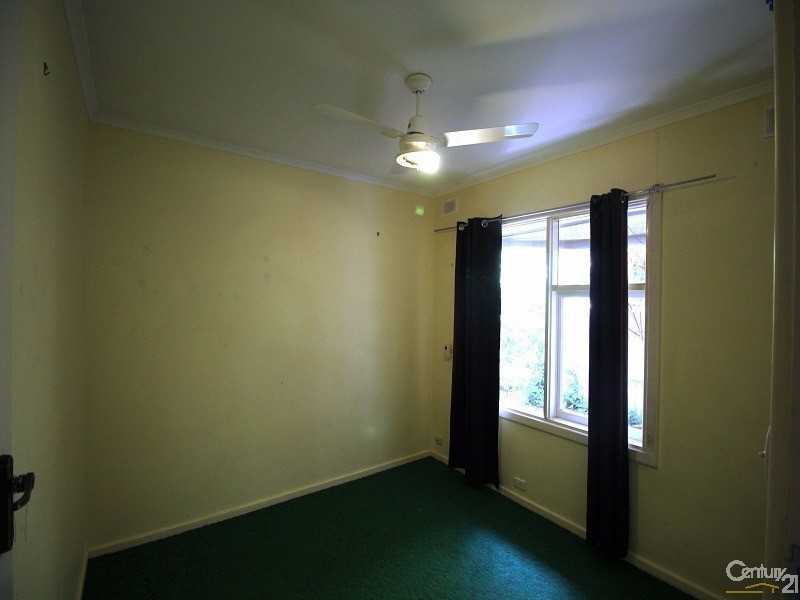 22 Kym Avenue, Valley View SA 5093