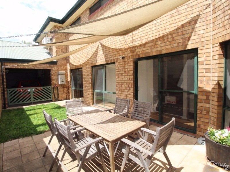 4/4 Falcon Avenue, Mile End SA 5031