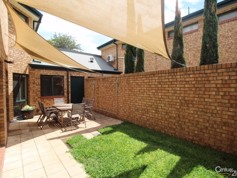 4/4 Falcon Avenue, Mile End SA 5031