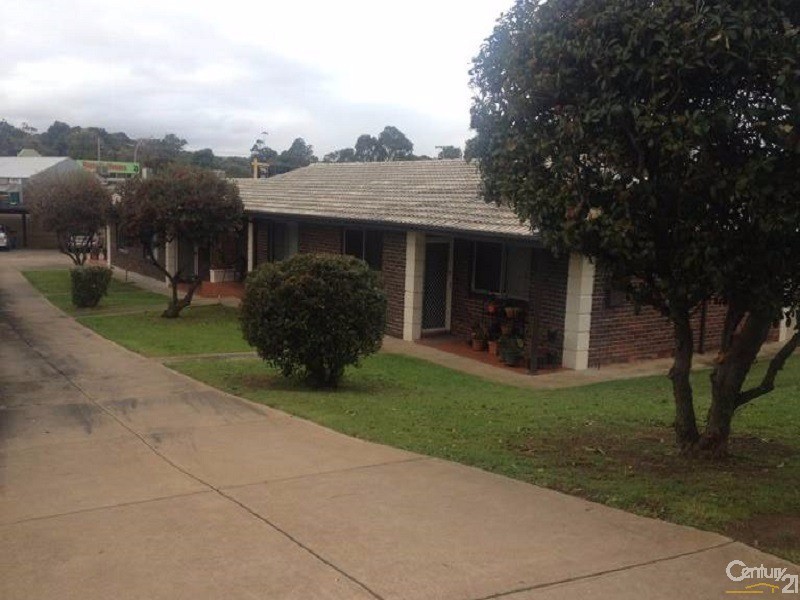 1/8 Hutchinson Avenue, Reynella SA 5161