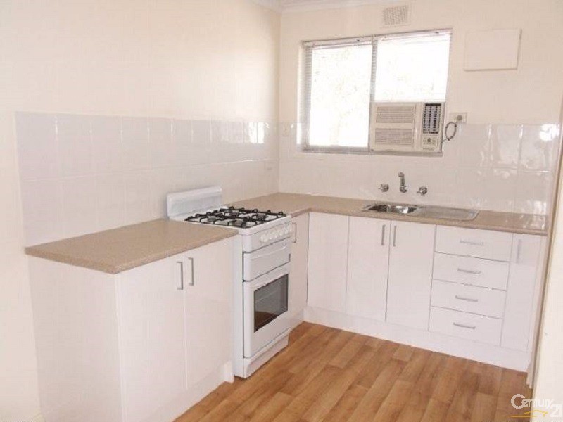 1/8 Hutchinson Avenue, Reynella SA 5161