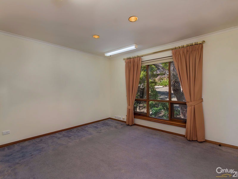 28 Hillview Avenue, Panorama SA 5041