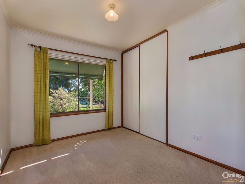28 Hillview Avenue, Panorama SA 5041