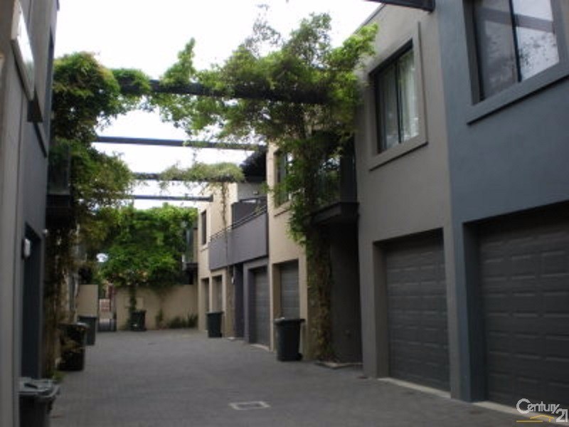 3 Sparman Close, Adelaide SA 5000
