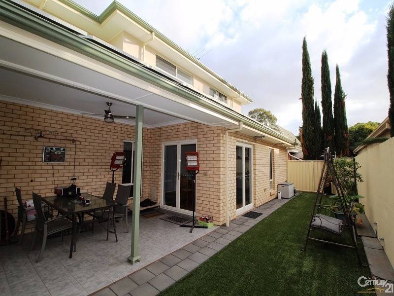 4 Merlon Avenue, Black Forest SA 5035