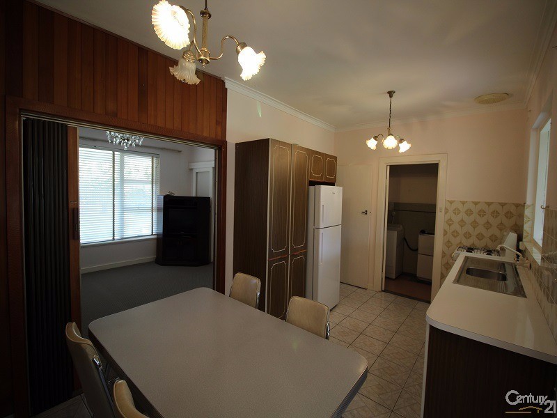 13 Montrose Avenue, Seaton SA 5023