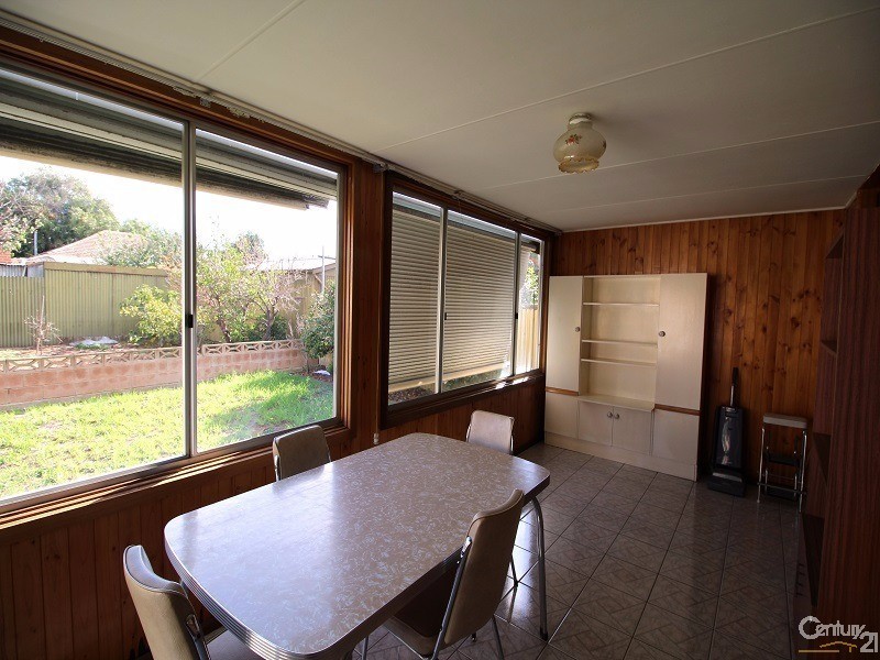 13 Montrose Avenue, Seaton SA 5023