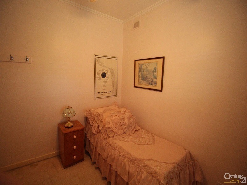13 Montrose Avenue, Seaton SA 5023