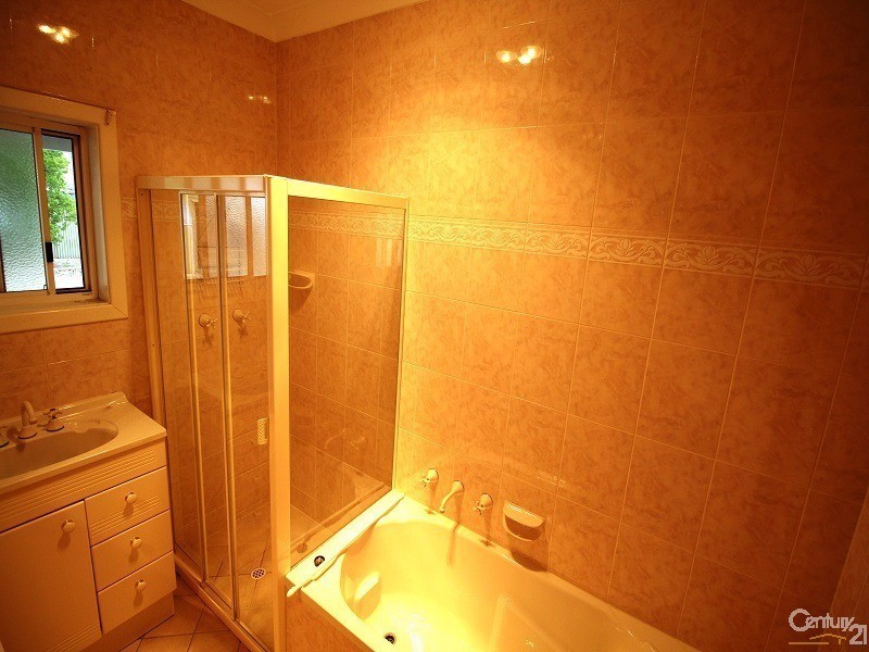 13 Montrose Avenue, Seaton SA 5023