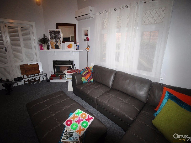 33 Winston Avenue, Cumberland Park SA 5041