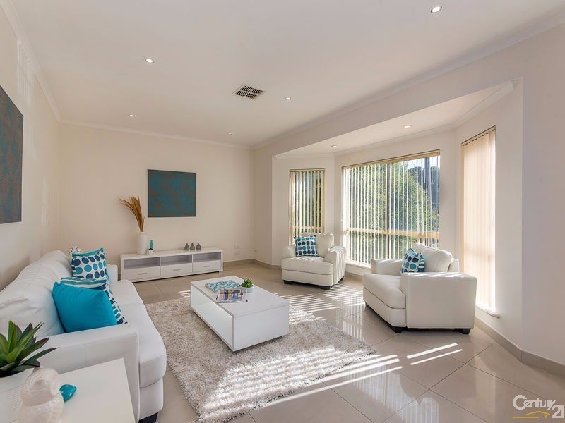 11 Barnett Terrace, Seacliff Park SA 5049