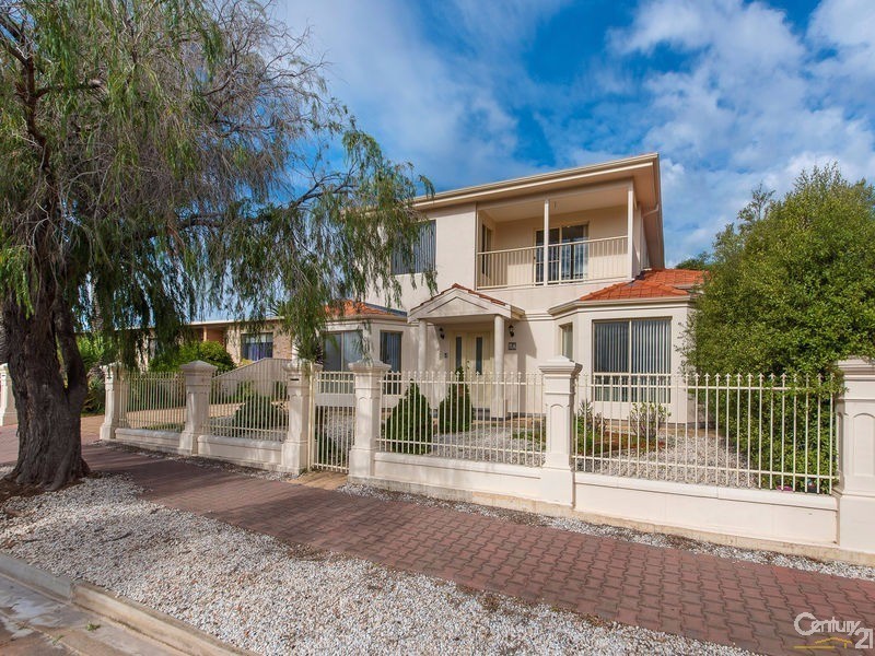 11 Barnett Terrace, Seacliff Park SA 5049