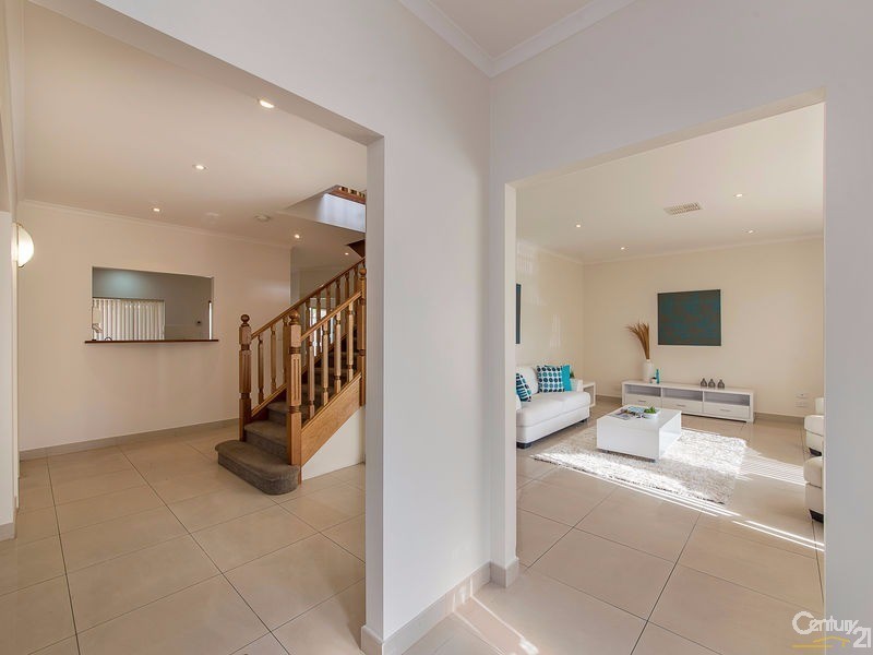 11 Barnett Terrace, Seacliff Park SA 5049